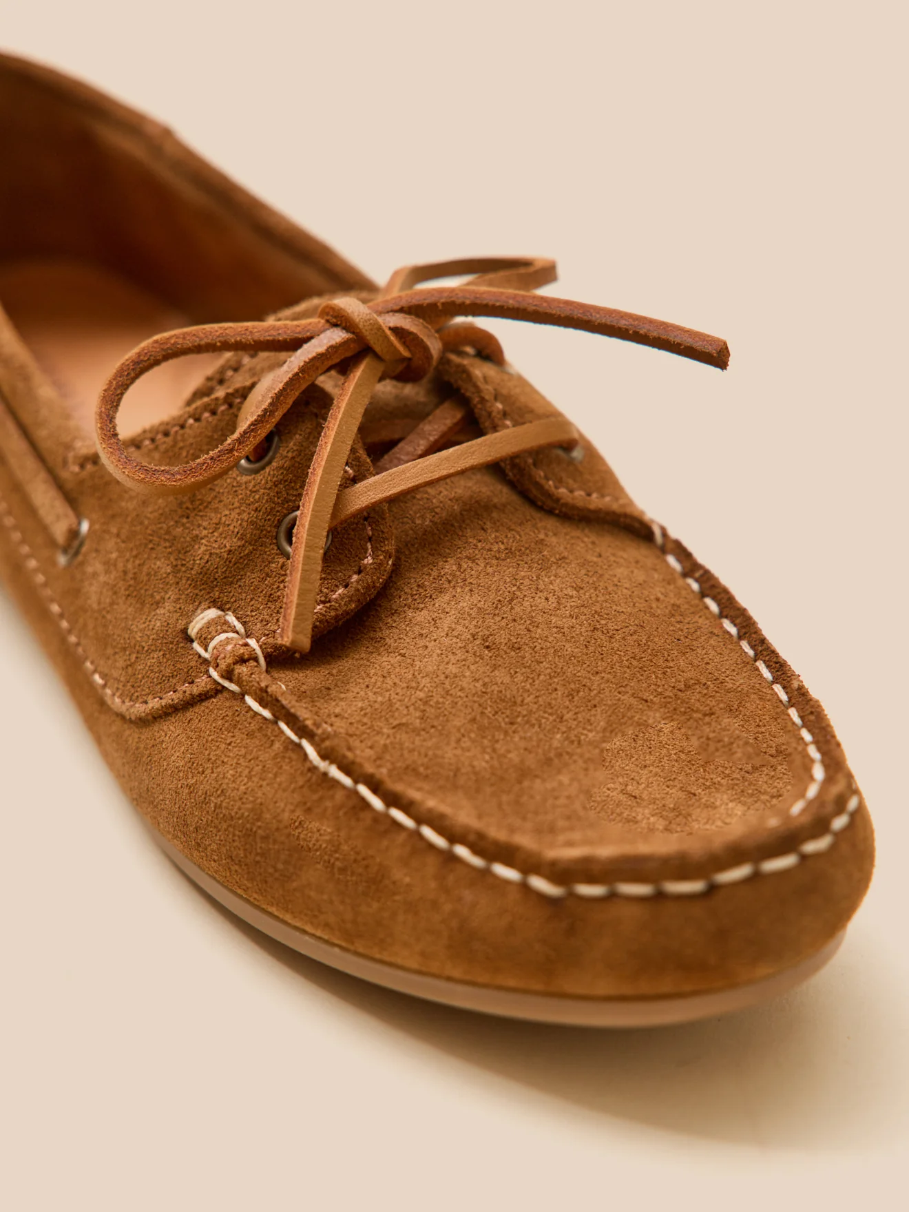 Chaussures bateau cuir femme - Image 3