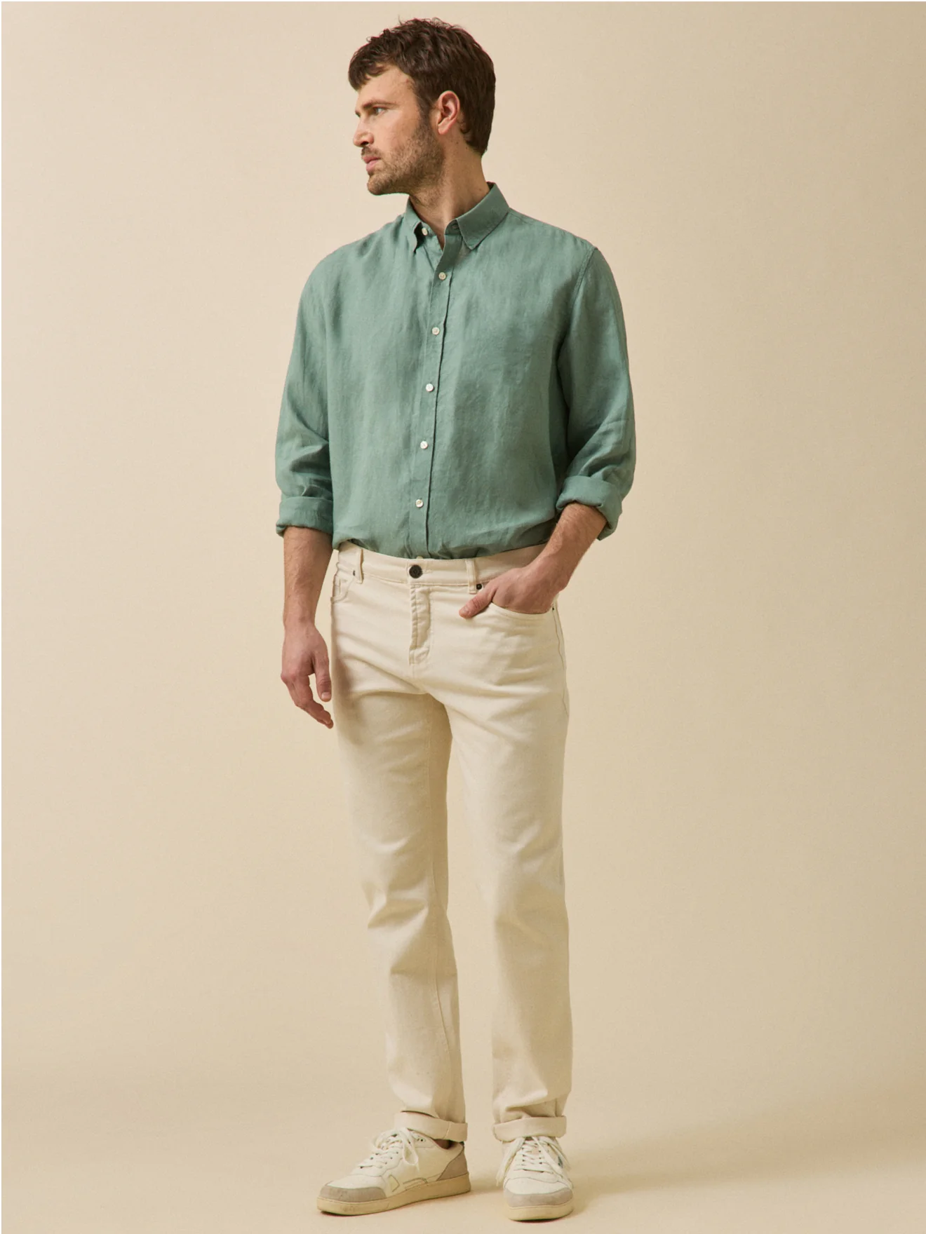 Chemise en lin homme coupe contemporaine - Image 5