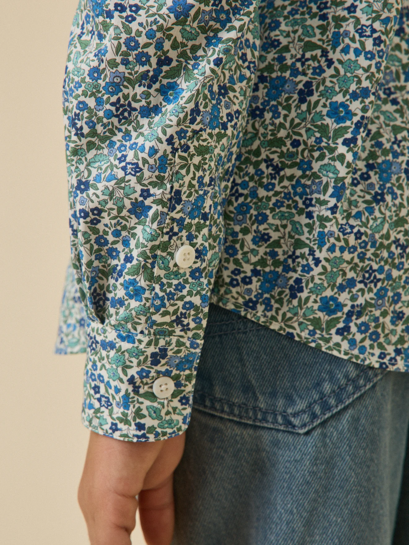 Chemise en tissu Liberty - Collection FĂȘtes et Mariages - Image 4