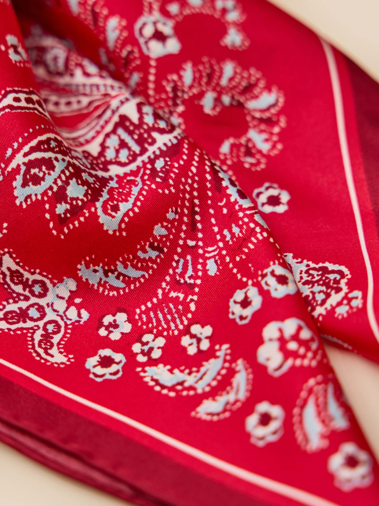 Foulard soie femme motif Paisley - Image 4