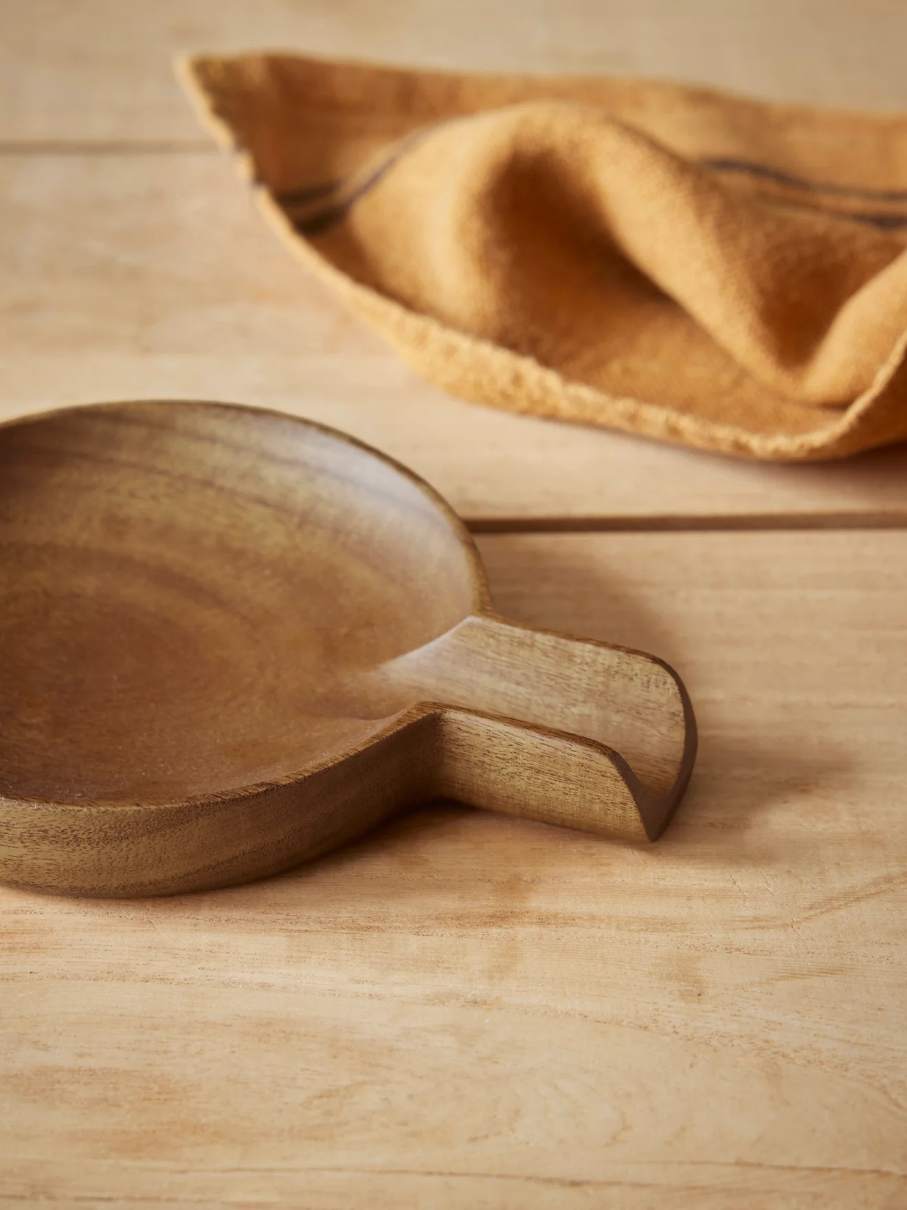 Repose-cuillère en bois d'acacia - Image 2