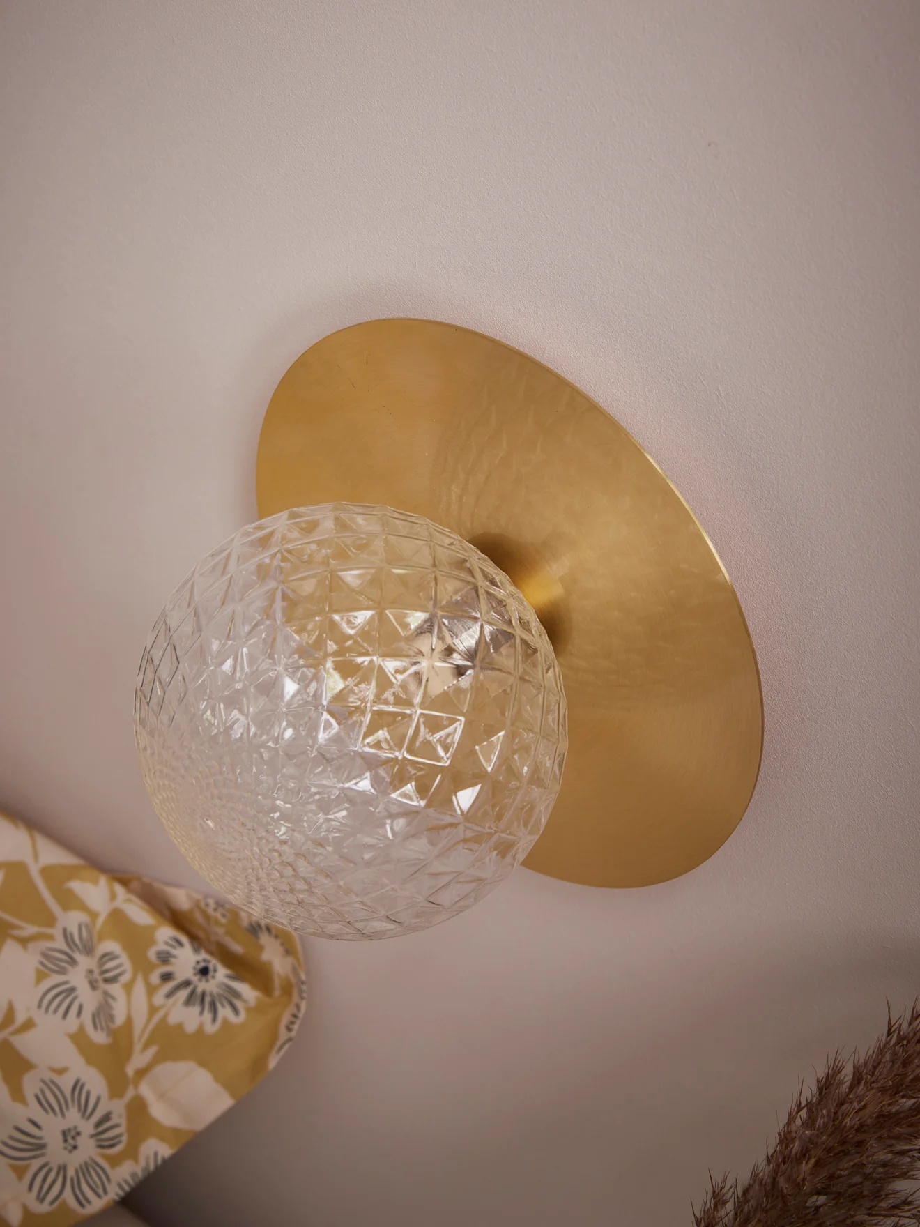 Applique globe et métal - Image 2