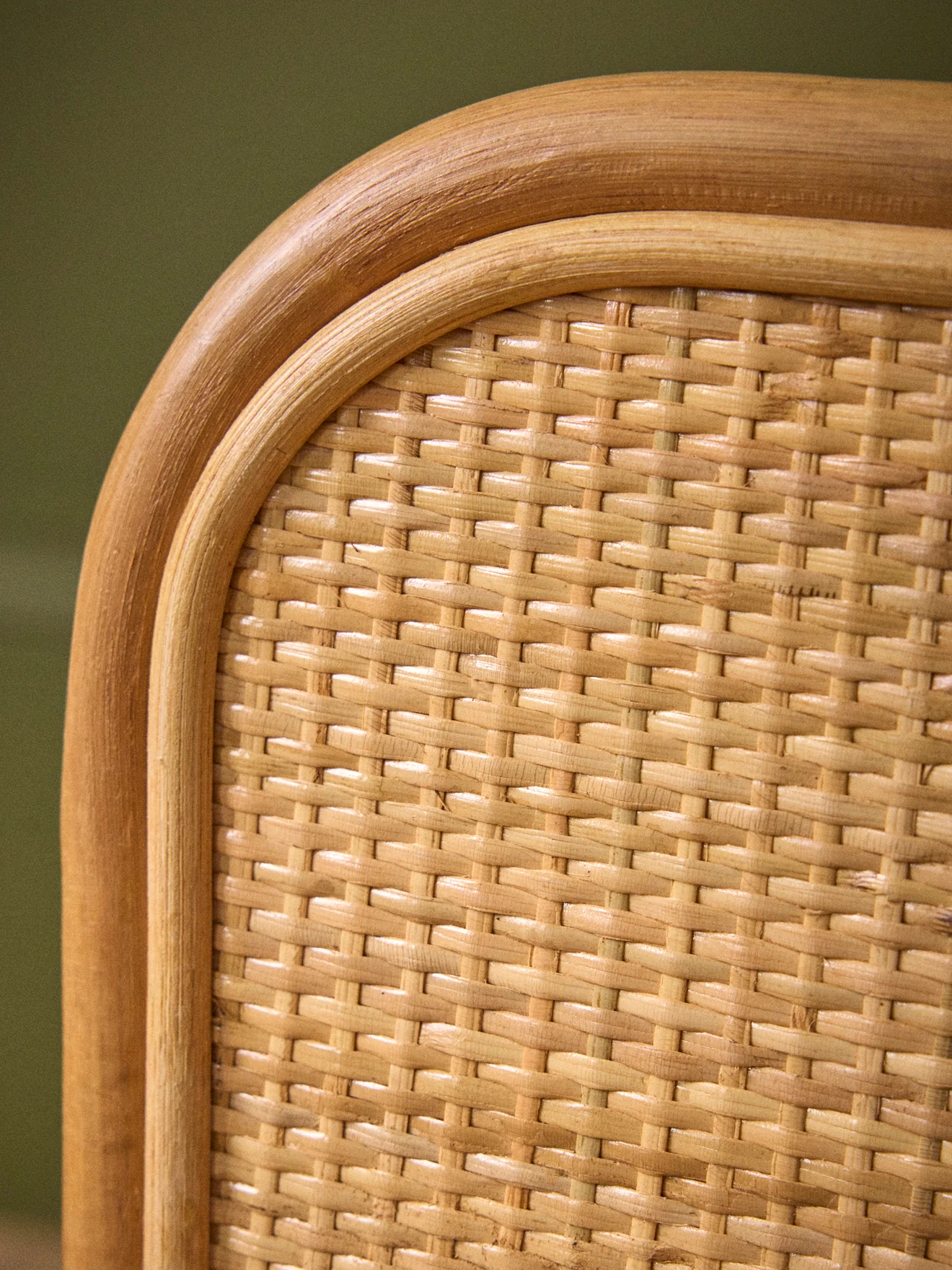 Chaise haute en rotin pour poupée - Image 3