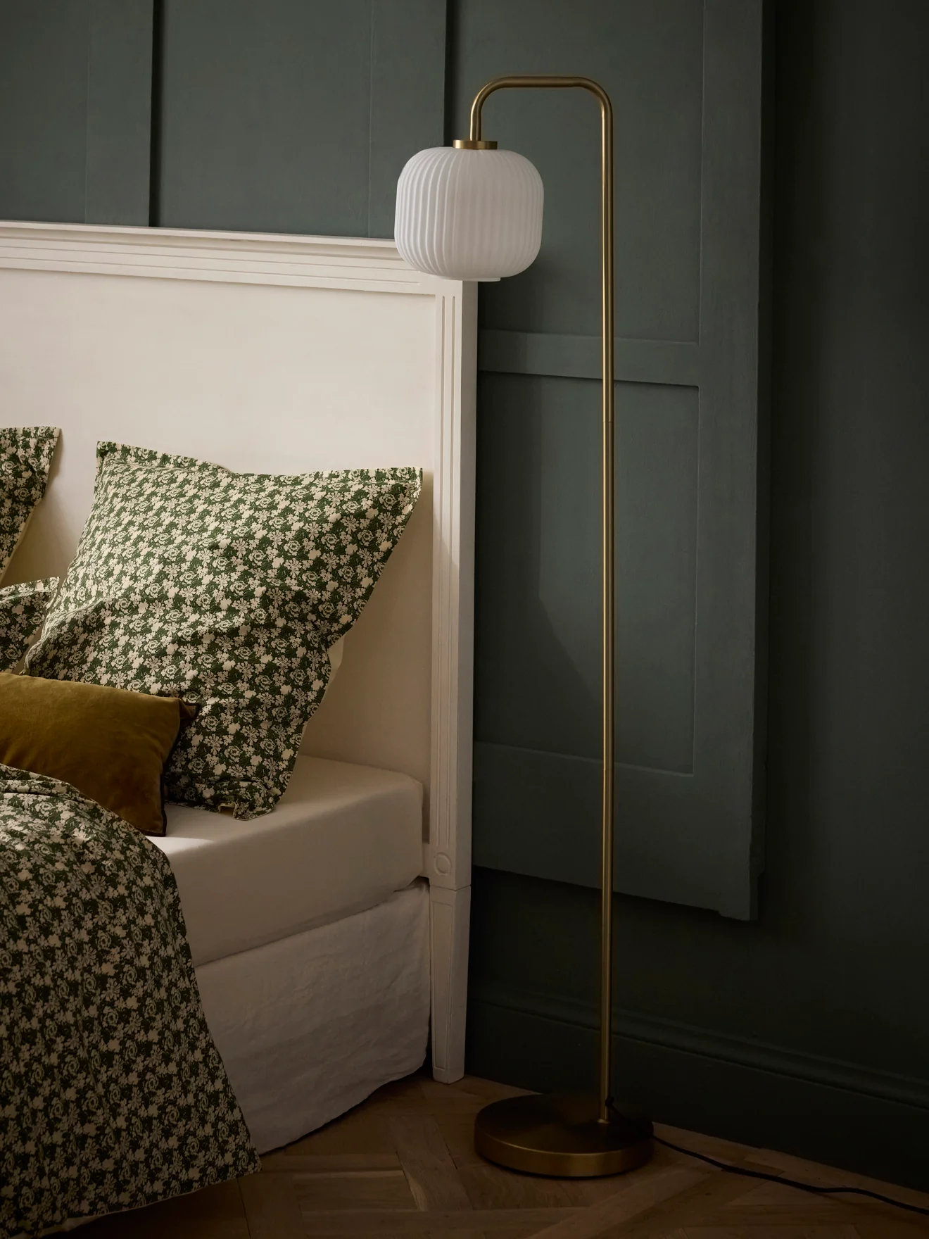 Lampadaire Arsène en métal et verre strié - Image 2