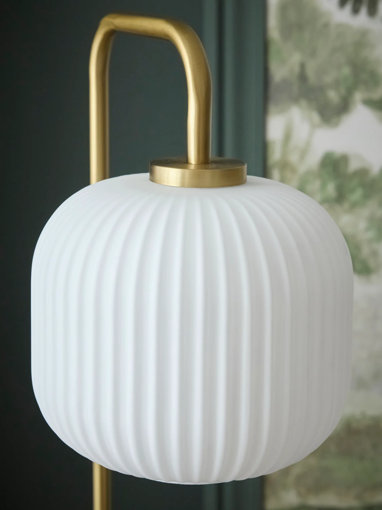 Lampadaire Arsène en métal et verre strié - Image 4