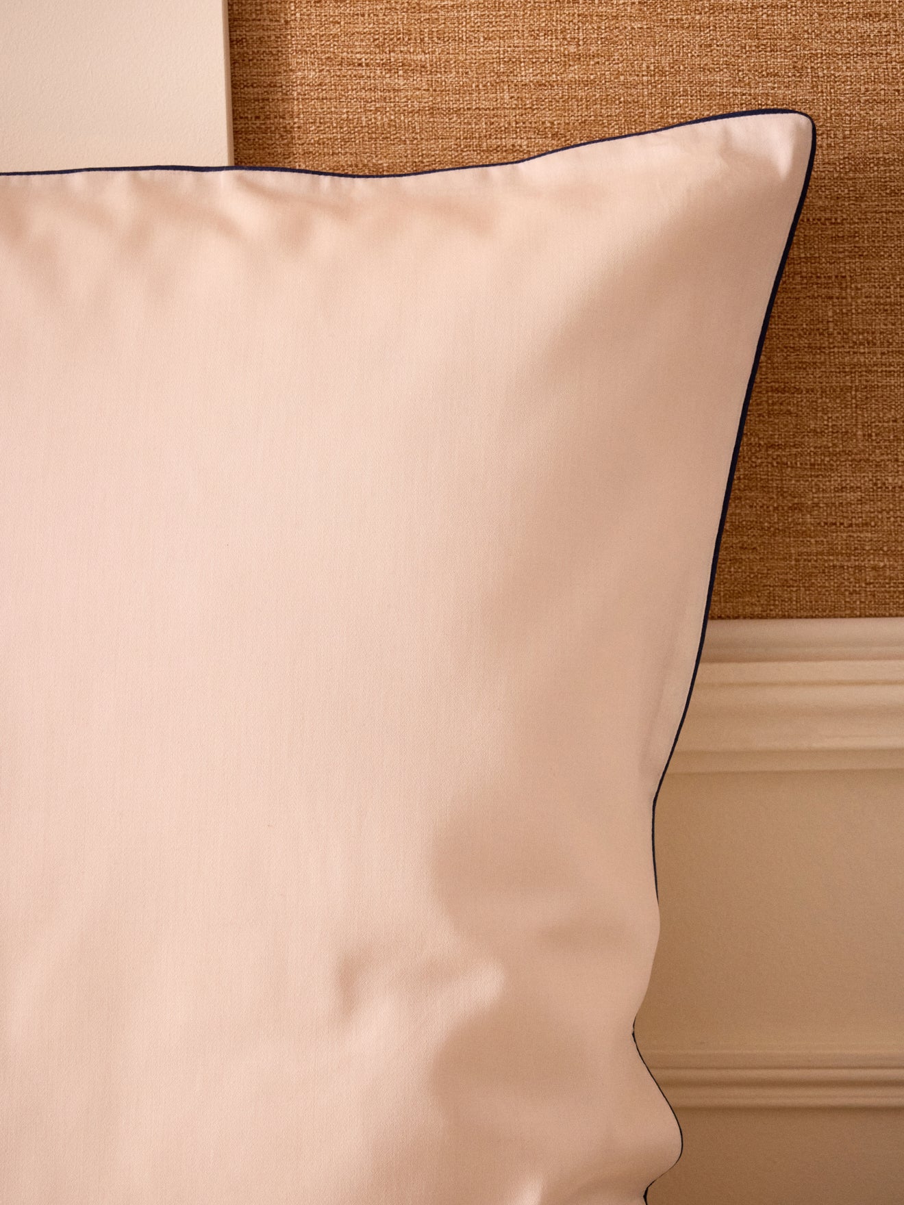 Taie d'oreiller satin de coton "Madeleine" - Image 4