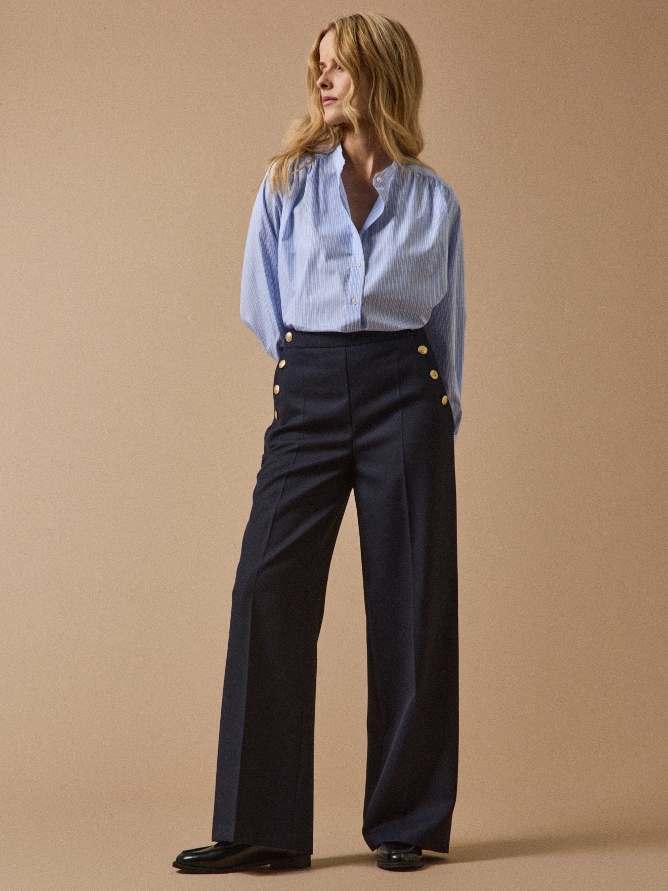 Pantalon large à pont boutons dorés femme Maé - Image 5