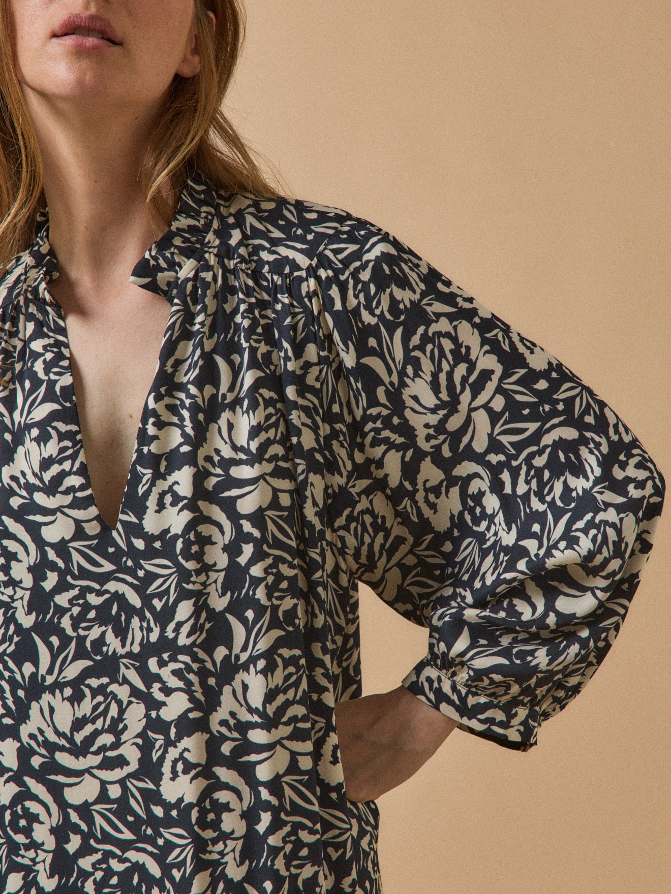 Robe housse courte femme viscose imprimé Luna - Image 4