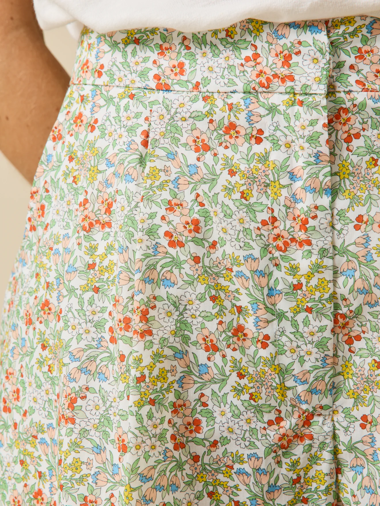 Bermuda femme en tissu Liberty - Image 4