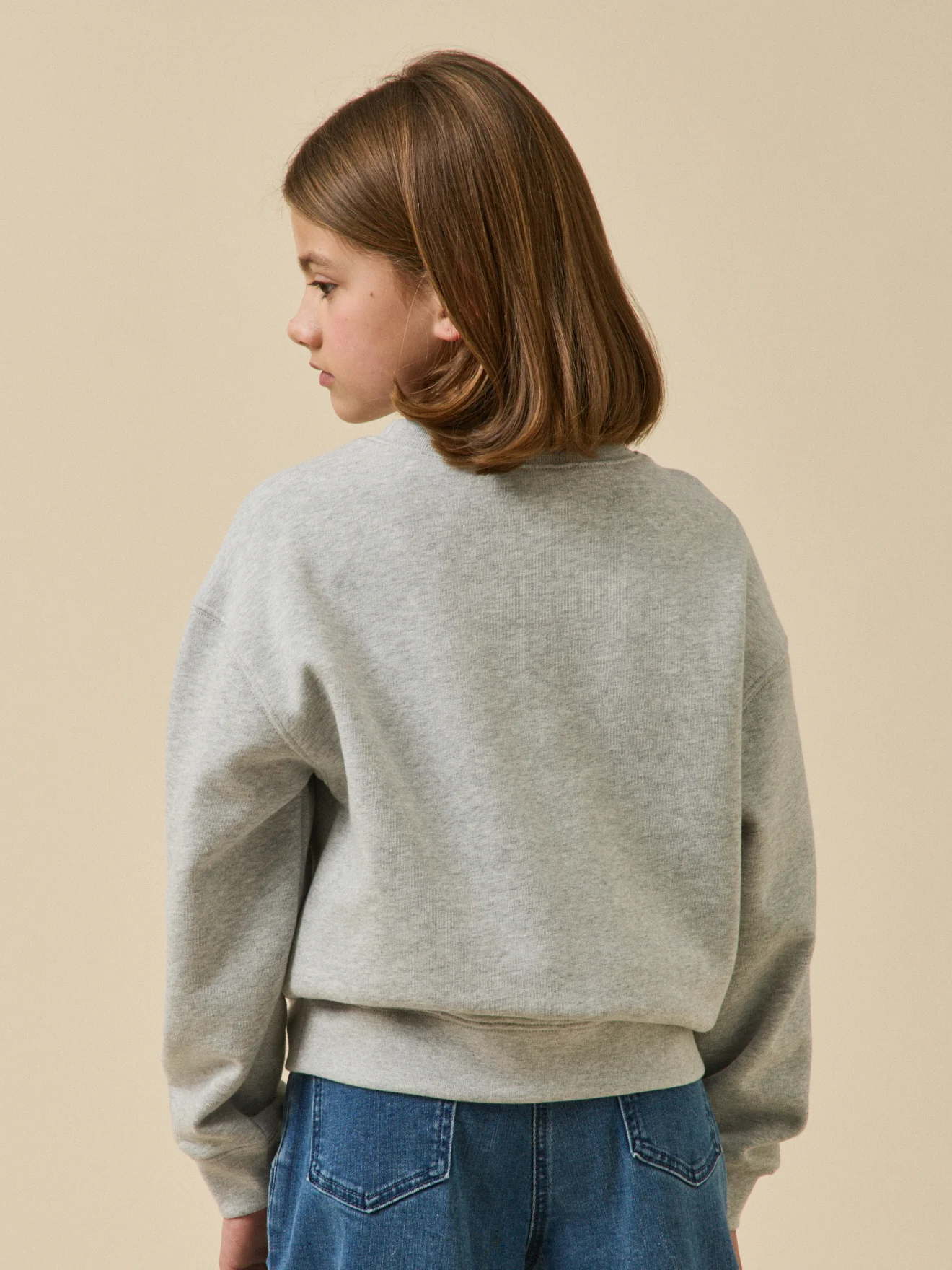 Sweat brodé Fille - Collection Junior - Image 2