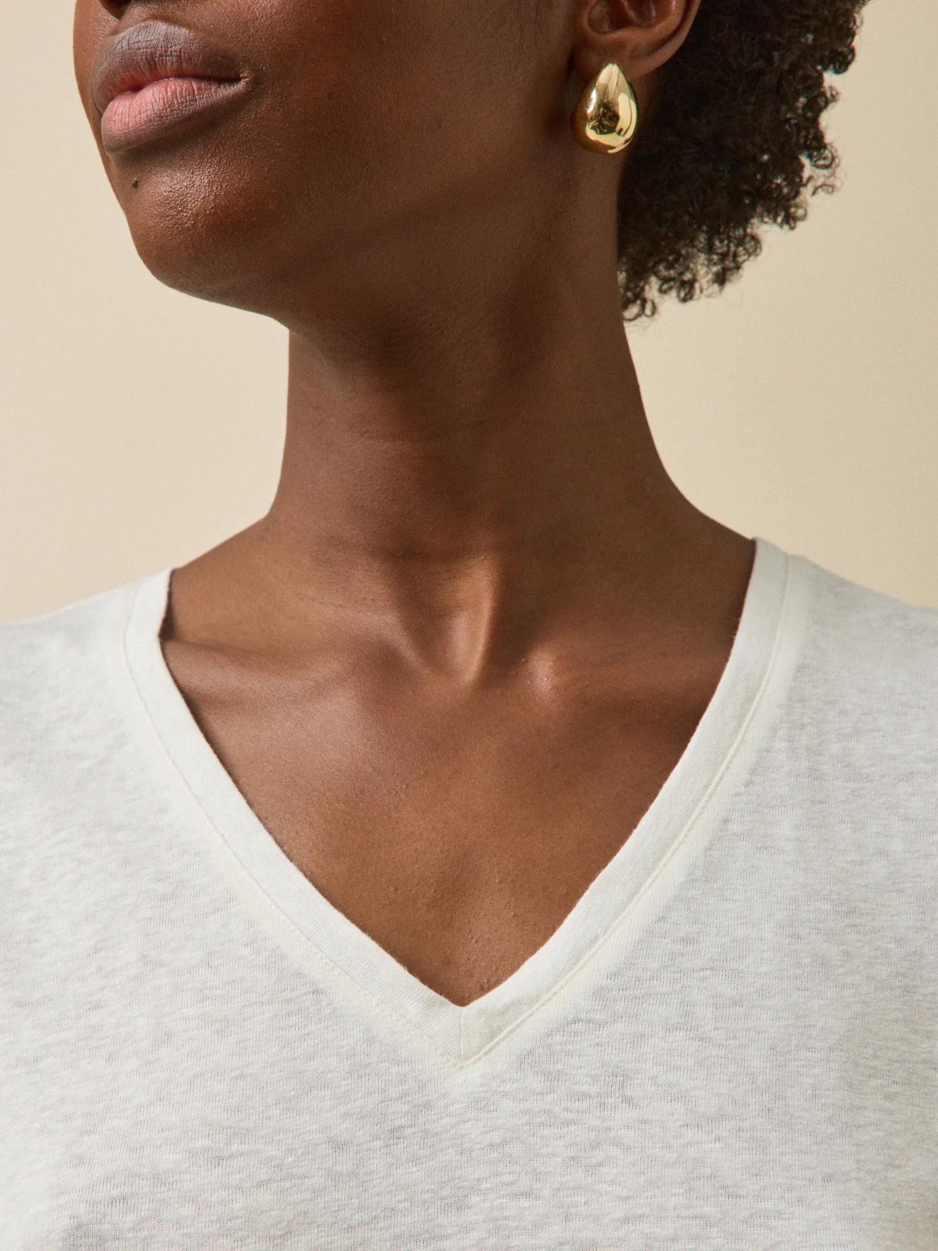 T-shirt col V femme lin et viscose - Image 3