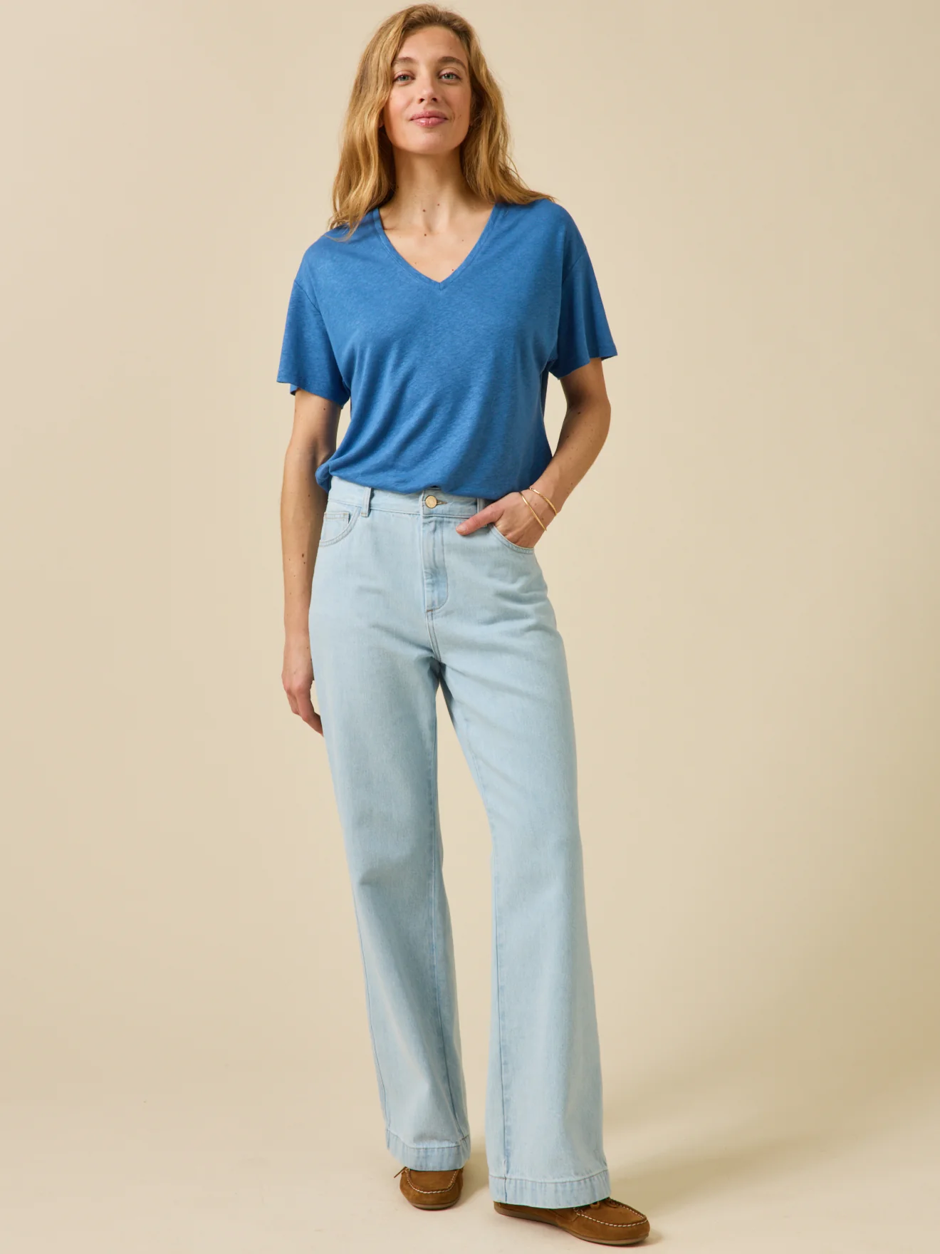 T-shirt col V femme lin et viscose - Image 4