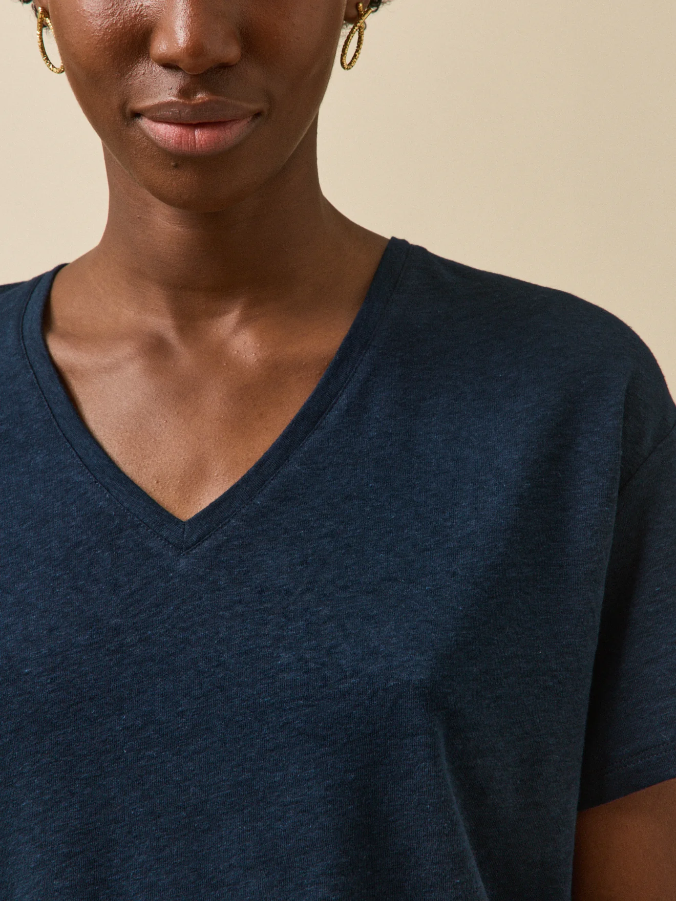 T-shirt col V femme lin et viscose - Image 3