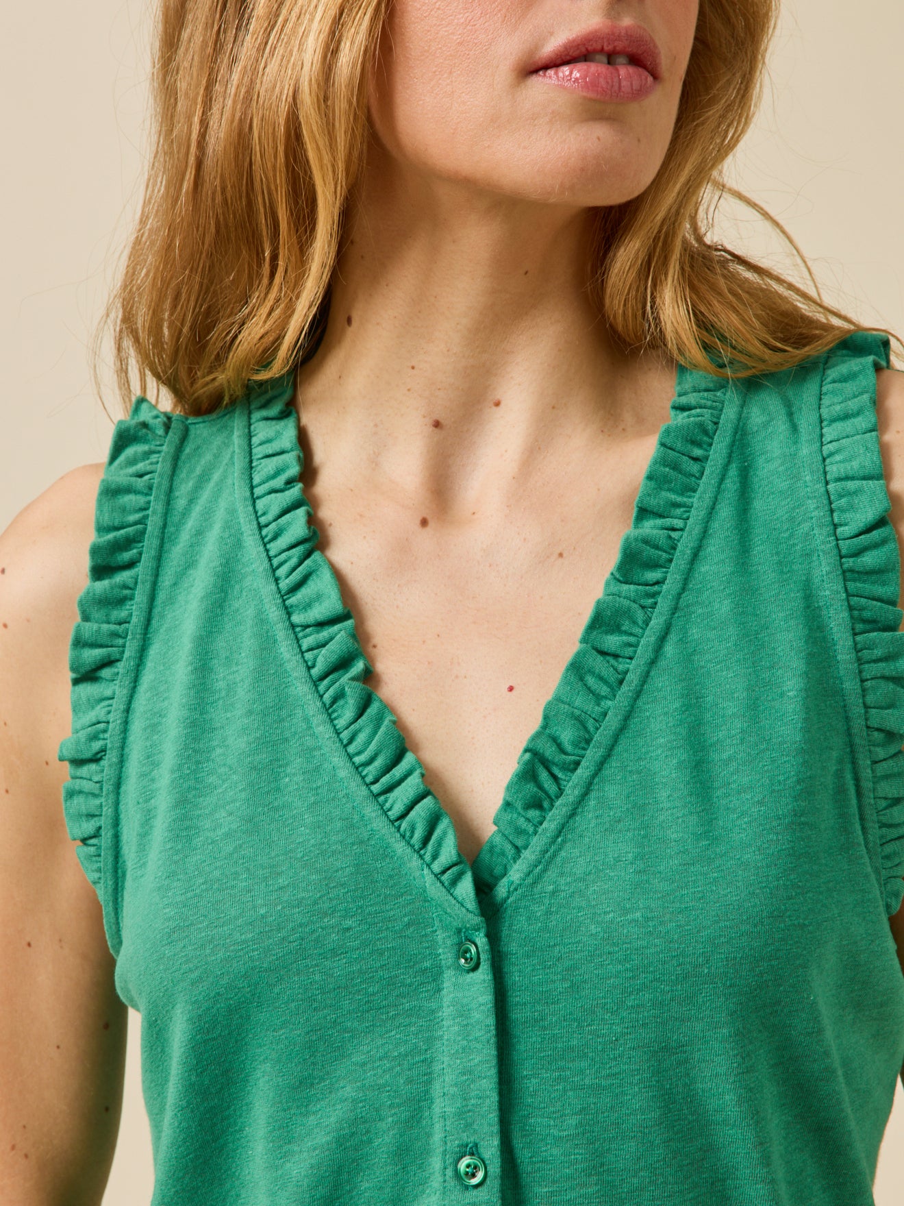 Top sans manches boutonné femme lin et viscose - Image 3